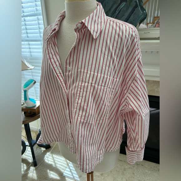 J. Crew E’tienne Cropped White & Red Striped Shirt - Picture 3 of 11